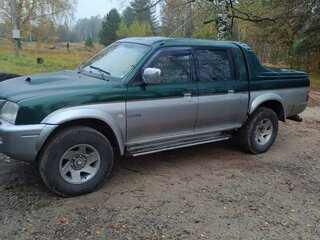 2003 Mitsubishi L200 III, зелёный, 1350000 рублей, вид 2