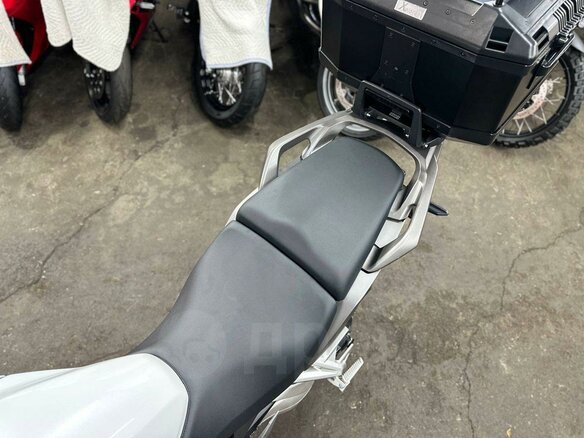 2015 Honda VFR 800X (Crossrunner), белый, 890000 рублей - вид 26