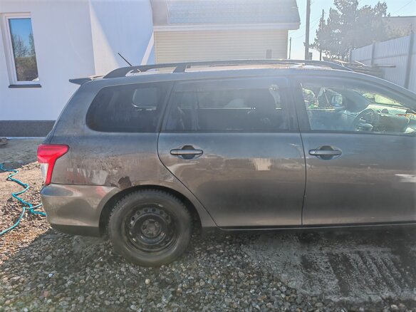 2009 Toyota Corolla Fielder X (E140, E150) Рестайлинг, коричневый, 490000 рублей - вид 2