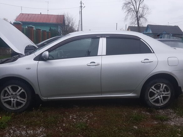 2007 Toyota Corolla X (E140, E150), серебристый, 550000 рублей - вид 2