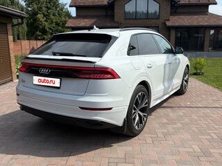 2019 Audi Q8 55 TFSI I (4M), белый, 5600000 рублей, вид 4
