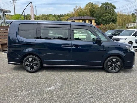 2023 Honda Stepwgn VI, синий, 2223000 рублей, вид 2