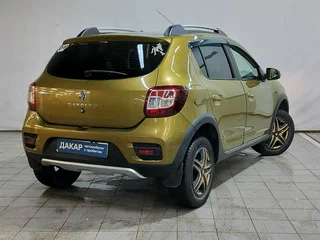 2015 Renault Sandero Stepway II, золотистый, 760000 рублей, вид 4