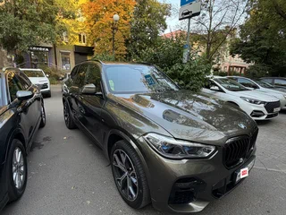 2021 BMW X5 40d IV (G05/G18), коричневый, 7555000 рублей, вид 2