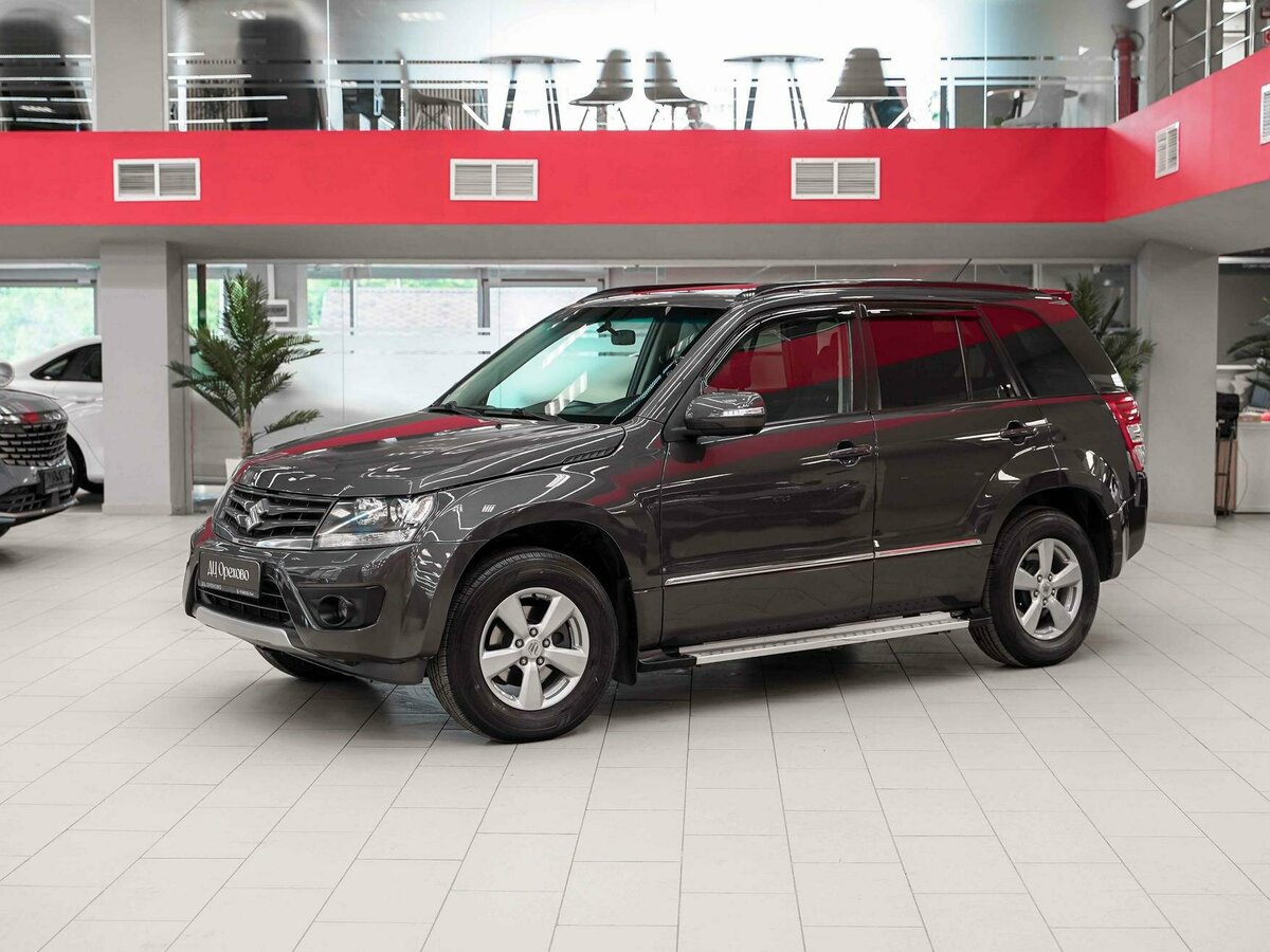 Открыть фотографии: Suzuki Grand Vitara II Рестайлинг 2