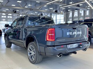 2026 Ram 1500 Crew Cab V Рестайлинг, синий, 10477715 рублей, вид 5