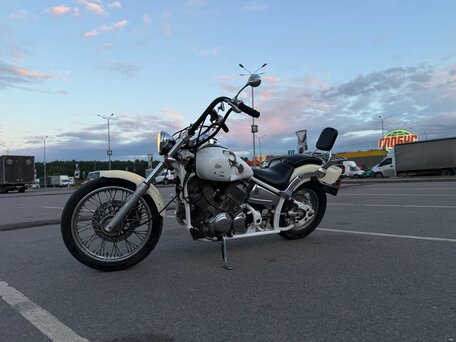 1997 Yamaha XVS400 Drag Star, белый, 198000 рублей, вид 2