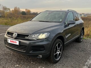 2013 Volkswagen Touareg II, серый, 2577777 рублей, вид 1