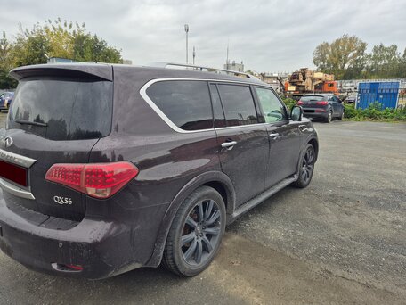 2010 Infiniti QX56 II, красный, 1820000 рублей, вид 5