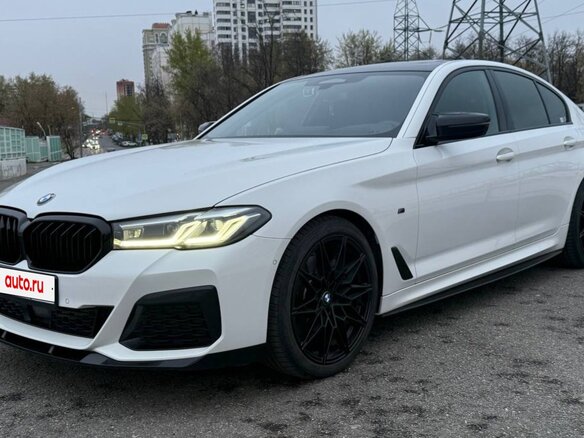 2020 BMW 5 серии 523d xDrive VII (G30/G31/G38) Рестайлинг, белый, 5490000 рублей - вид 5