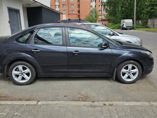 2010 Ford Focus II Рестайлинг, серый, 530000 рублей, вид 2