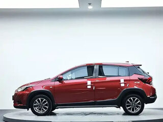2022 Toyota Yaris L XP150 Рестайлинг, красный, 960000 рублей, вид 3
