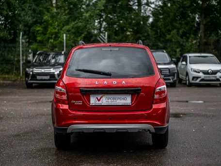 2022 Lada (ВАЗ) Granta Cross I Рестайлинг, красный, 750000 рублей, вид 4