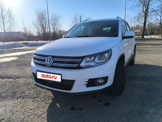 2013 Volkswagen Tiguan I Рестайлинг, белый, 1495000 рублей, вид 1