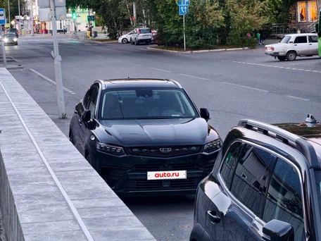 2022 Geely Tugella I, чёрный, 2900000 рублей, вид 2