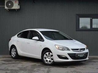 2012 Opel Astra J Рестайлинг, белый, 689999 рублей, вид 4