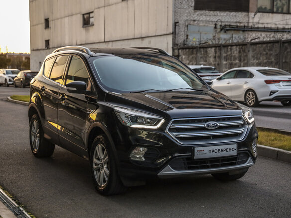 2019 Ford Kuga II Рестайлинг, чёрный, 1759046 рублей - вид 2