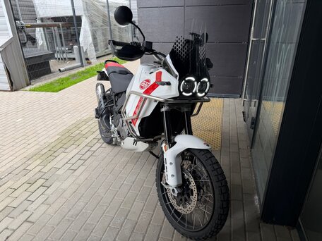 2022 Ducati DesertX, белый, 1400000 рублей, вид 4