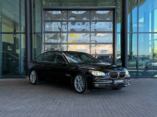 BMW 7 серии Long 750Li xDrive V (F01/F02/F04) Рестайлинг