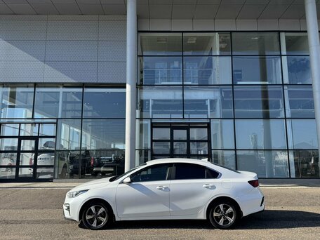 2018 Kia Cerato IV, белый, 1420000 рублей, вид 3