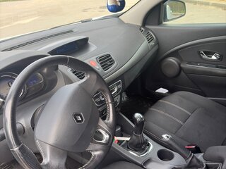 2014 Renault Megane III Рестайлинг 2, белый, 850000 рублей, вид 4