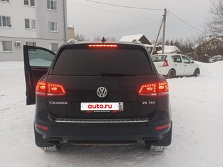 2012 Volkswagen Touareg II, чёрный, 1550000 рублей, вид 4