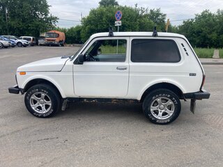 2010 Lada (ВАЗ) 2121 (4x4) I Рестайлинг, белый, 300000 рублей, вид 3