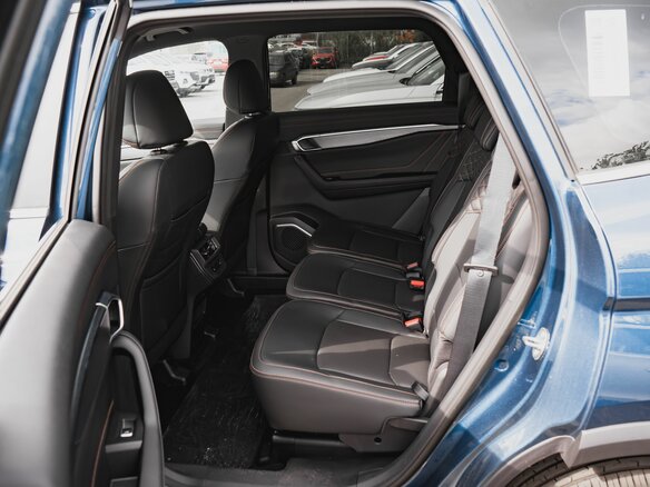 2026 Geely Okavango I Рестайлинг, синий, 3870900 рублей - вид 35