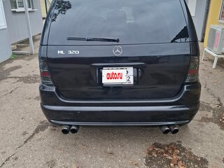 2002 Mercedes-Benz M-Класс 320 I (W163) Рестайлинг, чёрный, 1200000 рублей, вид 3