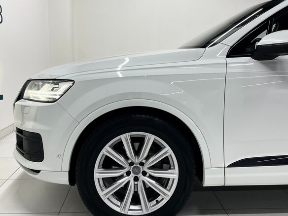 2018 Audi Q7 II (4M), белый, 4680000 рублей - вид 17