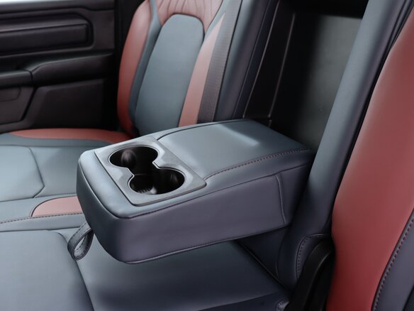 2026 Ram 1500 Crew Cab V Рестайлинг, оранжевый, 9010000 рублей - вид 37