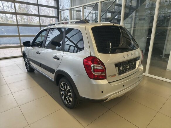 2026 Lada (ВАЗ) Granta Cross I Рестайлинг, серебристый - вид 8