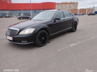 2010 Mercedes-Benz S-Класс 350 V (W221) Рестайлинг, чёрный, 1680000 рублей, вид 3