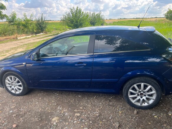 2008 Opel Astra GTC H Рестайлинг, синий, 600000 рублей - вид 4