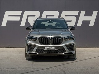 2021 BMW X5 M III (F95), серый, 9769000 рублей, вид 3