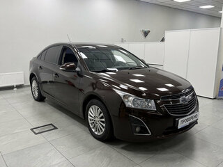 2014 Chevrolet Cruze I Рестайлинг, коричневый, 690000 рублей, вид 3