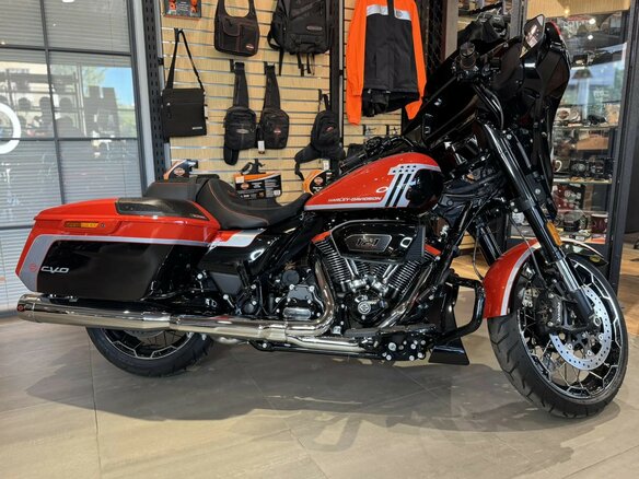 2024 Harley-Davidson CVO Street Glide, оранжевый, 4900000 рублей - вид 18