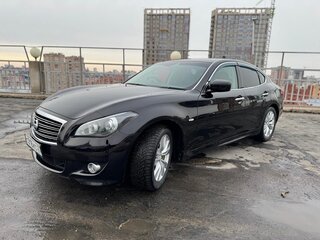 2010 Nissan Fuga II, чёрный, 700000 рублей, вид 1