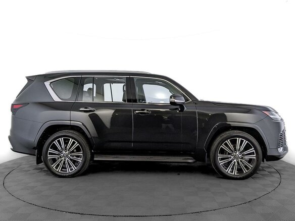 2026 Lexus LX 600 IV, чёрный - вид 4