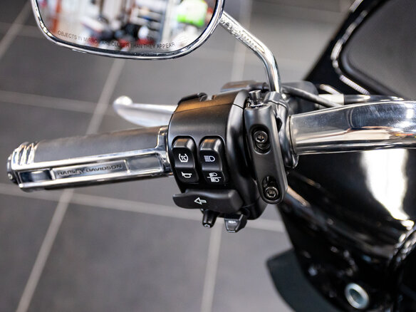 2023 Harley-Davidson Road Glide 3, чёрный, 3790000 рублей - вид 32