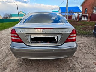 2006 Mercedes-Benz C-Класс 200 II (W203) Рестайлинг, серый, 439000 рублей, вид 5