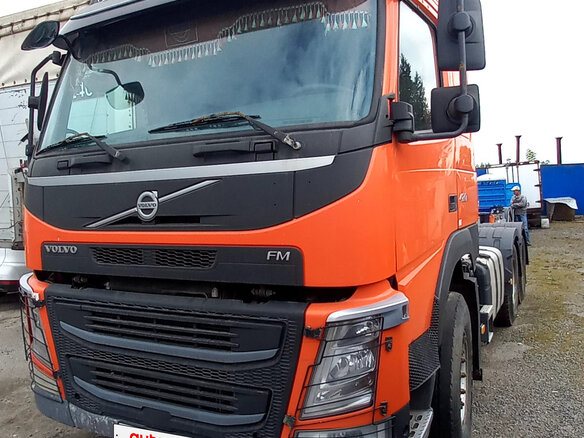2019 Volvo FM, оранжевый, 6000000 рублей