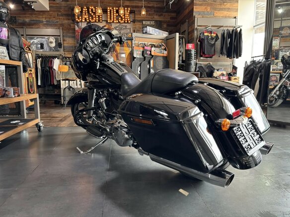 2016 Harley-Davidson Street Glide Special, чёрный, 1870000 рублей - вид 3