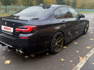 2011 BMW 5 серии 550i xDrive VI (F10/F11/F07), синий, 2050000 рублей, вид 4