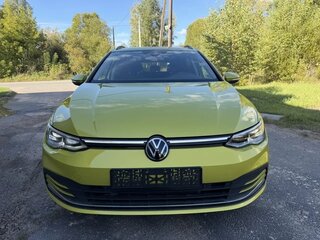 2023 Volkswagen Golf VIII, жёлтый, 2232000 рублей, вид 2