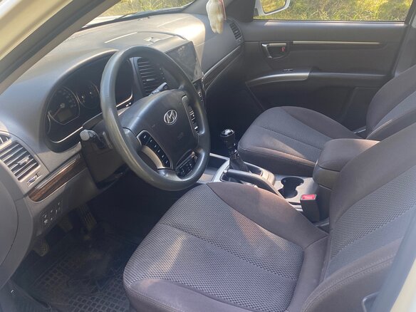 2011 Hyundai Santa Fe II Рестайлинг, белый, 1300000 рублей - вид 7