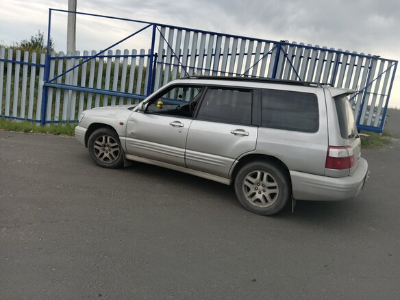 2000 Subaru Forester I Рестайлинг, серый, 500000 рублей - вид 5