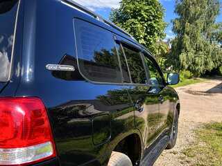 2011 Toyota Land Cruiser 200 Series, чёрный, 2590000 рублей, вид 3