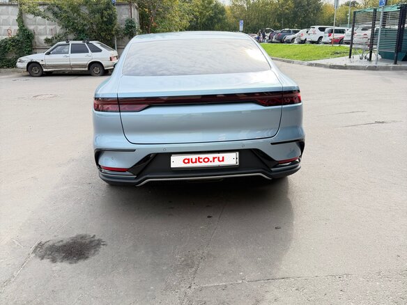 2023 BYD Han DM-i I Рестайлинг, голубой, 2750000 рублей - вид 4