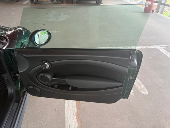 2013 Mini Hatch Cooper II (R56) Рестайлинг, зелёный, 1200000 рублей - вид 10